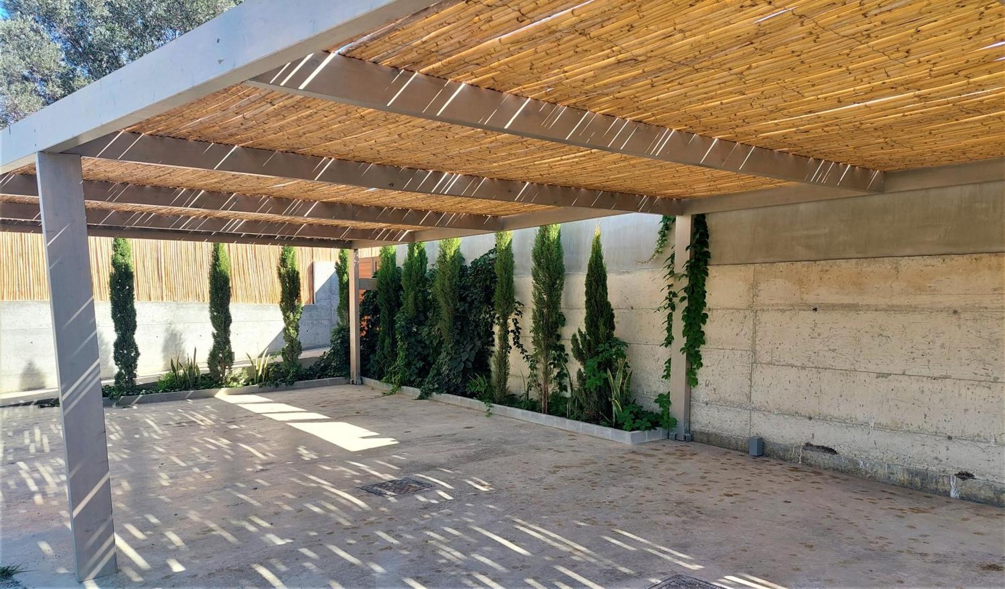 Marnos Luxury Kamilárion