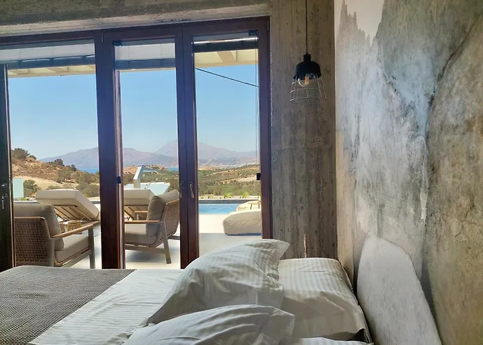 Marnos Luxury Villas